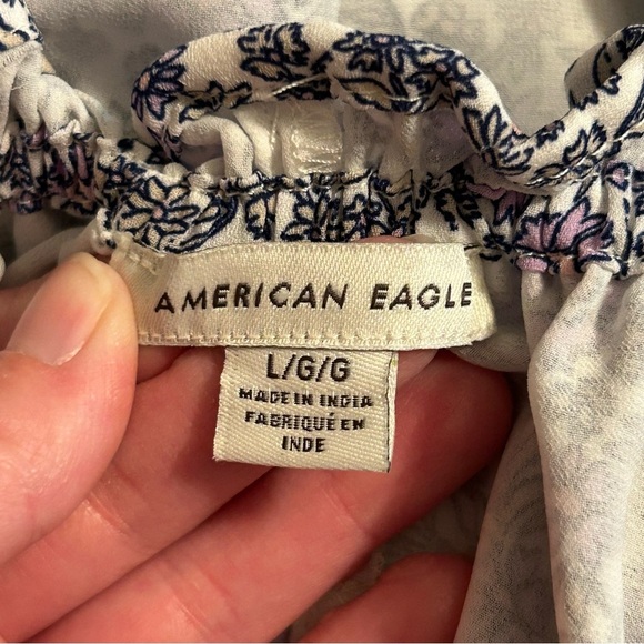 American Eagle Womens Size L Off The Shoulder Cropped Floral Button Front Blouse - Picture 6 of 10